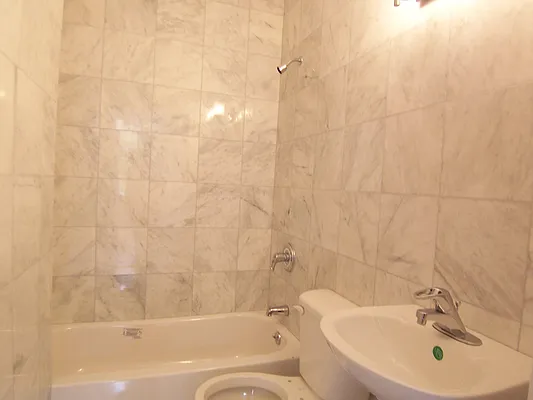 Rented by Maz Group NY | media 17