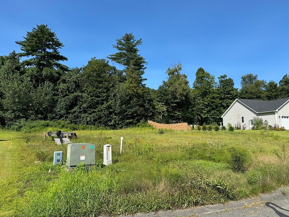 2nd image of 24 Davenport Way
