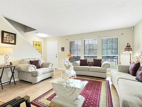 5th image of 6334 Barton Hollow Ln