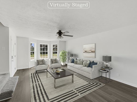 2nd image of 554 Falkland Cir