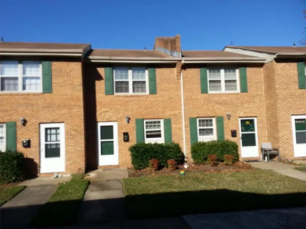 439 Barberton Dr, Virginia Beach, VA 23451