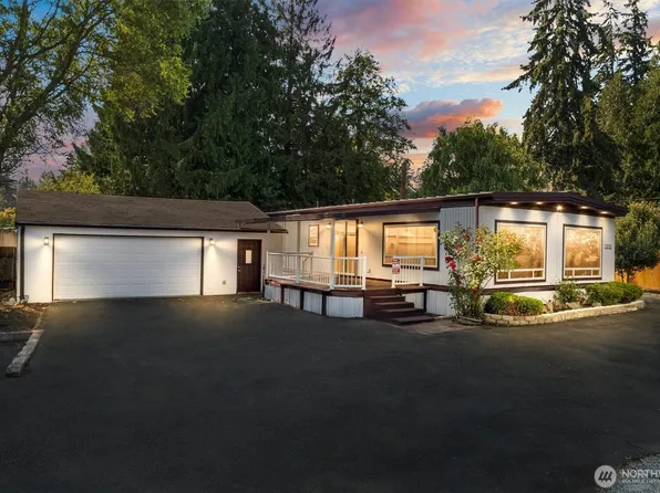 13816 51st Avenue E, Tacoma, WA 98446