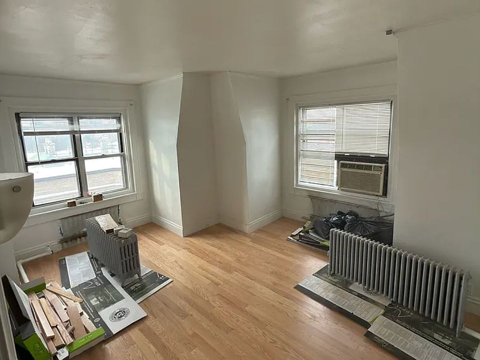 1st image of 71 Westland Ave #820