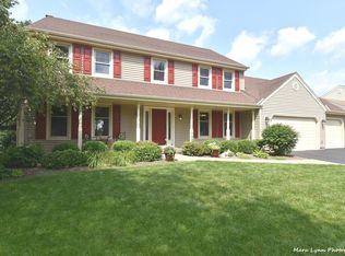 1700 Huntington Rd, St Charles, IL 60174