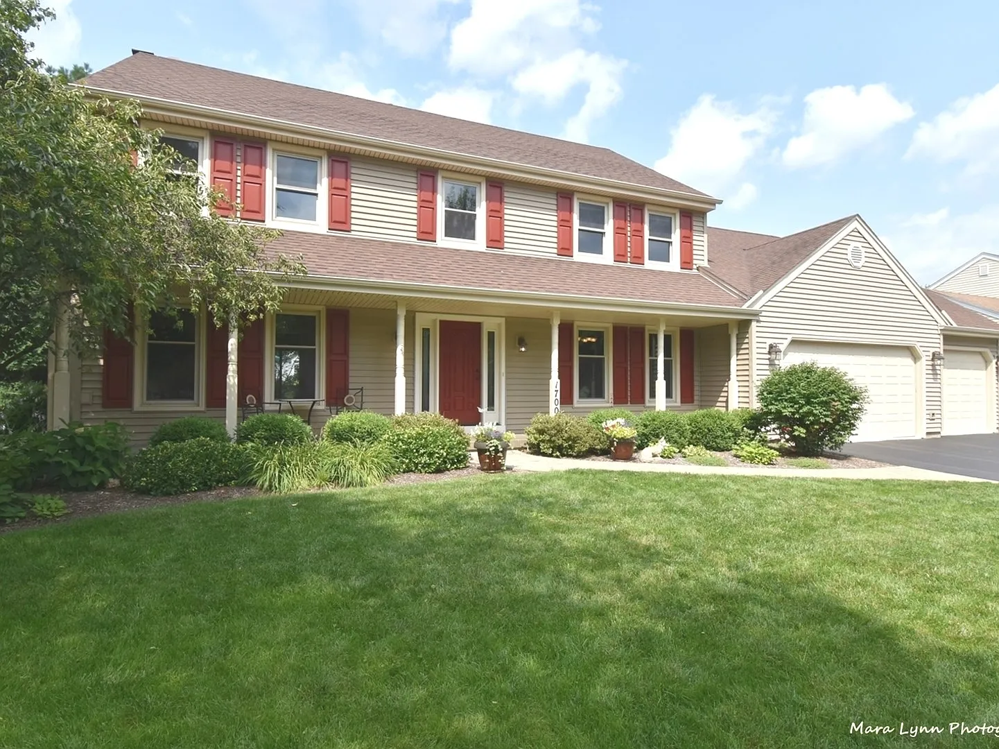 1700 Huntington Rd photo 1