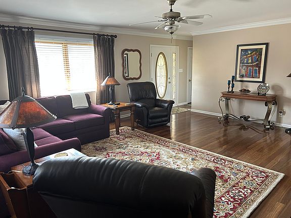 5th image of 15972 Petros Dr
