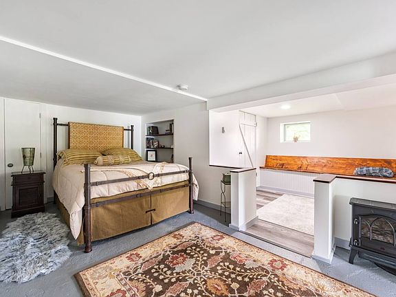 Bedroom + dressing area