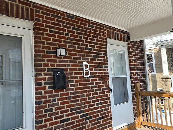 3rd image of 1772 Ferndale Ave Floor 2