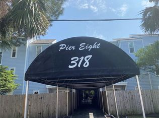 318 Lake Marina Ave APT 117, New Orleans, LA 70124