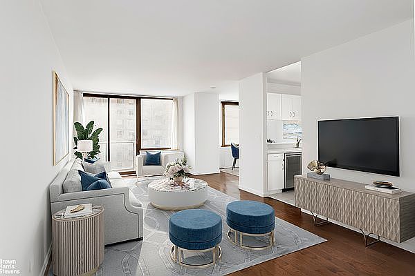 1st image of 161 W 61st St APT 17G