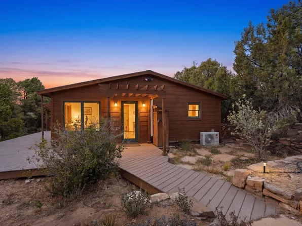 7342 Old Santa Fe Trl, Santa Fe, NM 87505