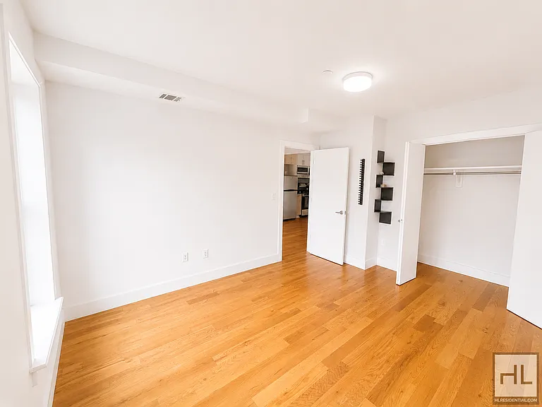 105 Troutman St #2B — Photo 8