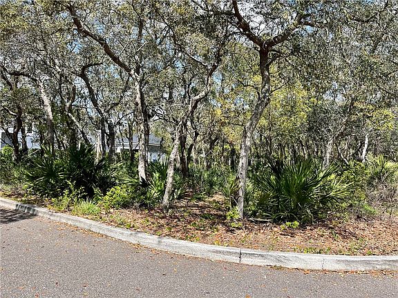 3rd image of Northpark Dr