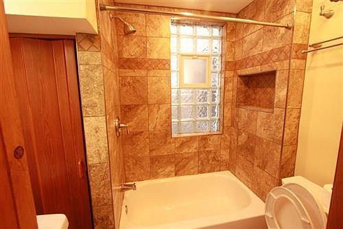 3rd image of 2521 W Haddon Ave #1NNN