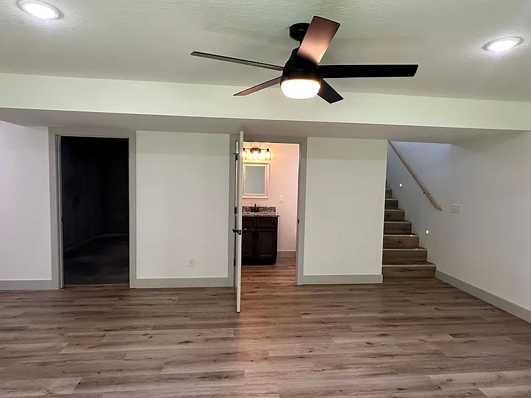 165 Mesa Dr — Photo 63