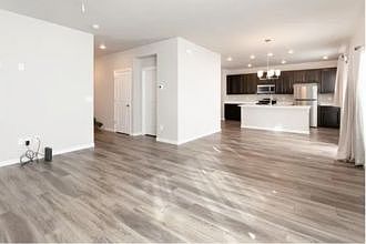 Kitchen/Family Room
All window coverings not included
