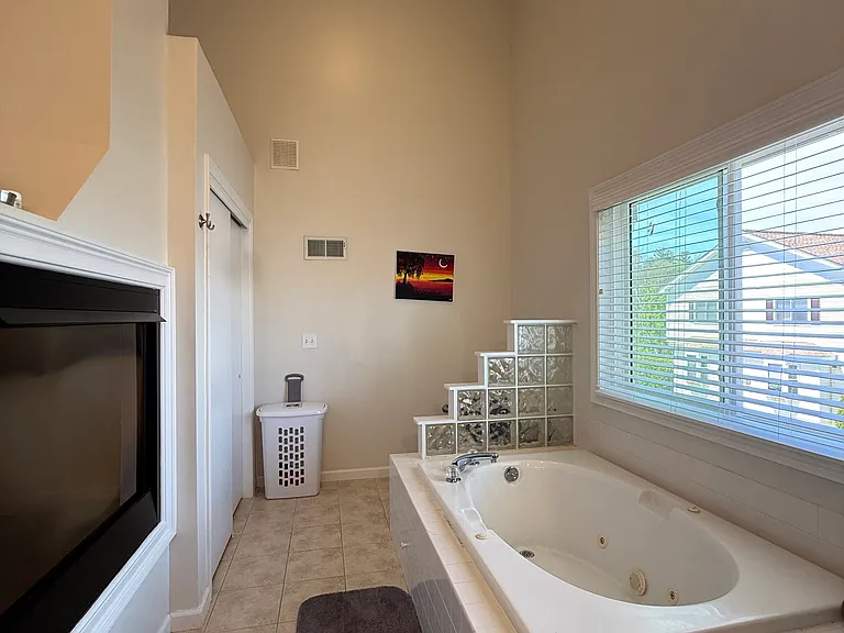 136 Algonquin Trl — Photo 10