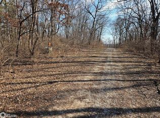 1310 Pine Ridge Ln, Mount Pleasant, IA 52641