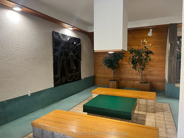 15 Vicora Linkway #604 — Photo 12