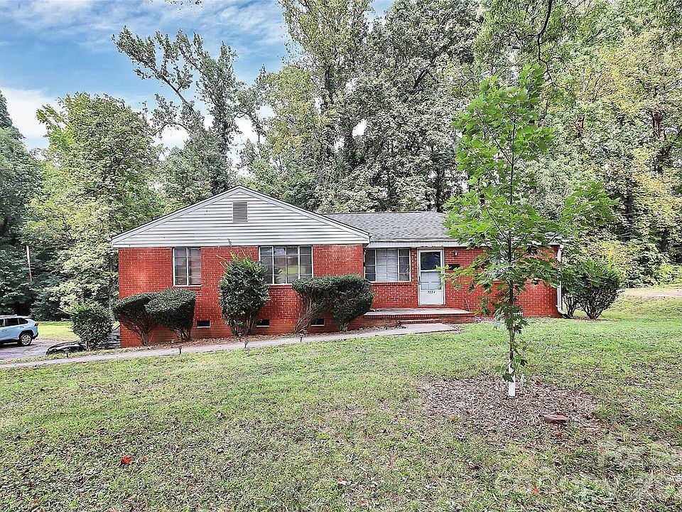 1st image of 3224 Marlborough Rd