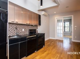 93 Himrod St, Brooklyn, NY