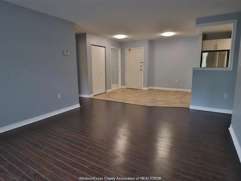 3000 Sandwich St #201 — Photo 12