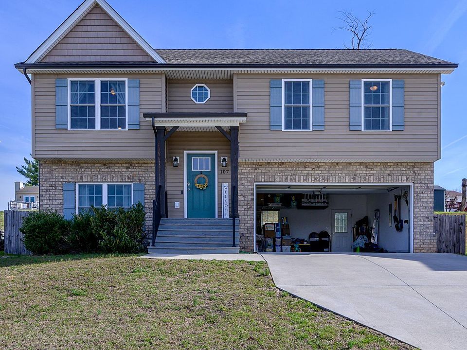 1st image of 107 Bennett Dr