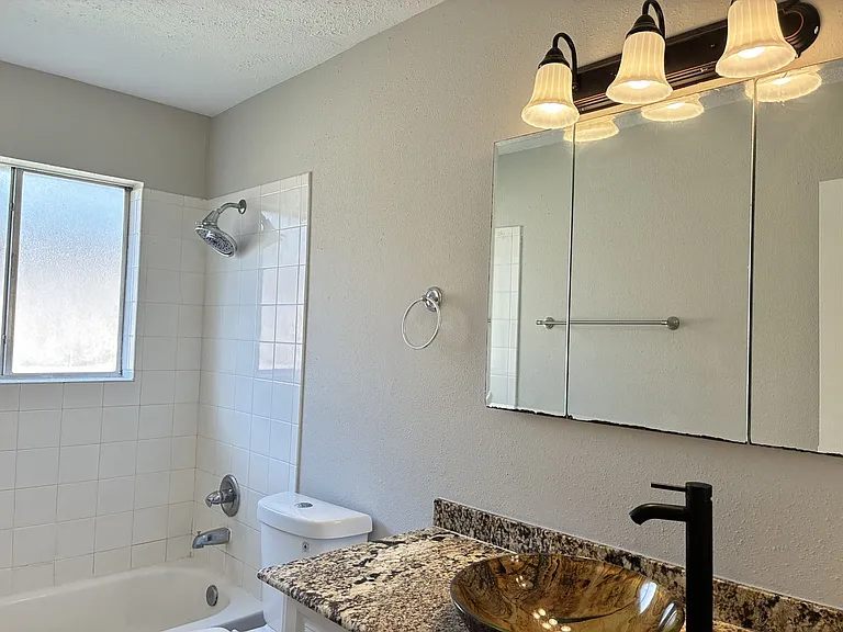 4211 Autumn Meadow Dr — Photo 19