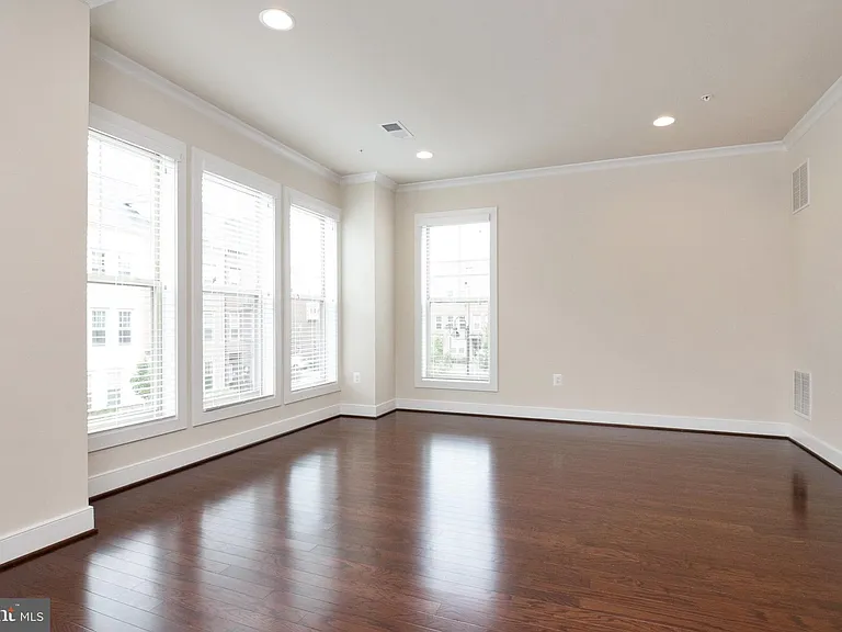 316 Hendrix Ave — Photo 8