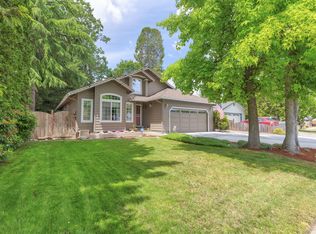 1280 Ironwood Dr, Grants Pass, OR 97526