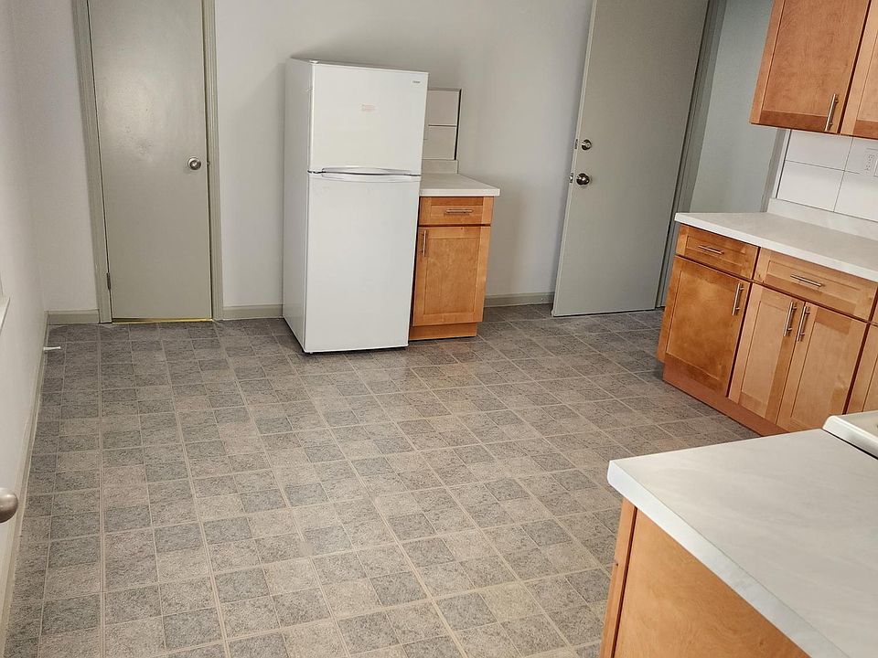 1st image of 408 Summer St #A