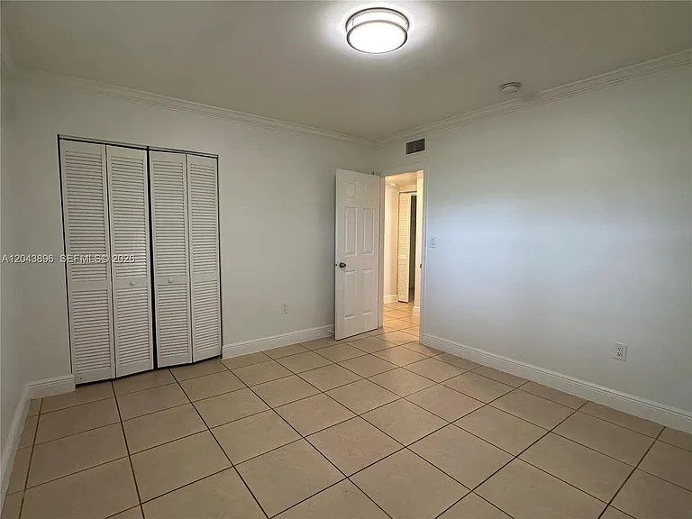 2536 Van Buren St #5A — Photo 21