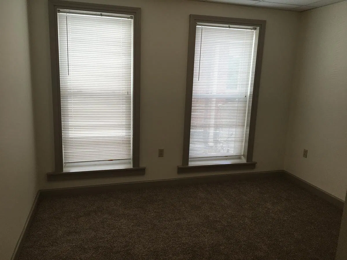 421 Main Street — Photo 4
