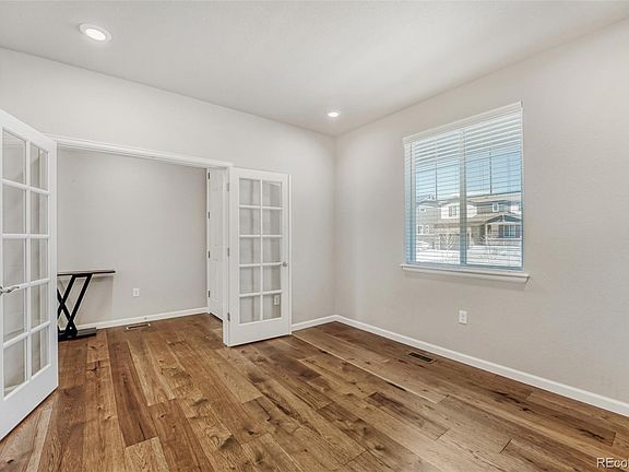 3rd image of 27942 E Glasgow Place