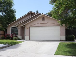 621 Gloria Ave, Sanger, CA 93657