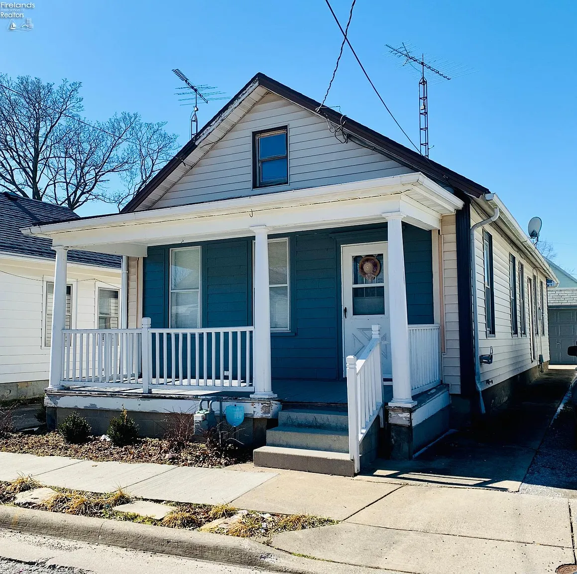 1009 Stone St photo 1