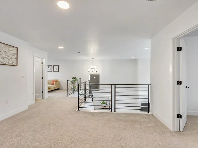 1457 W Russo Dr — Photo 19
