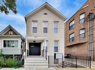 3647 S Wallace St #1R, Chicago, IL 60609