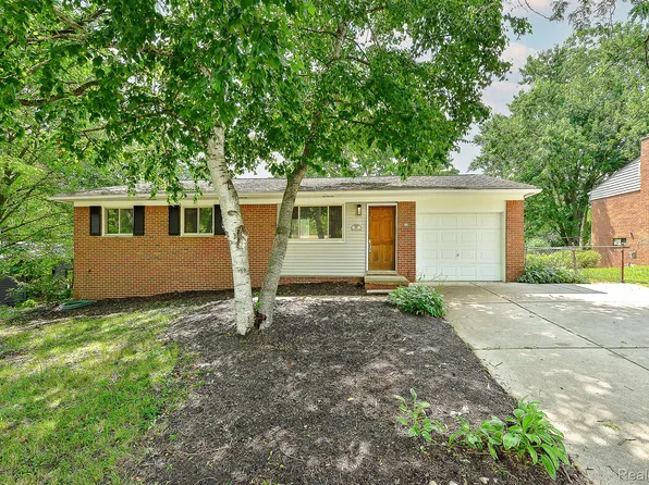 667 Cloverdale St, Ann Arbor, MI 48105