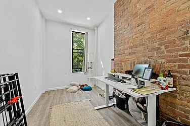 Rented by Aryeh Realty