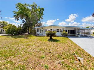 22 S Bobwhite Rd, Wildwood, FL 34785
