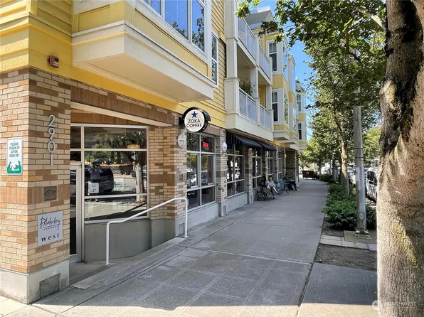 2901 NE Blakeley Street #404, Seattle, WA 98105