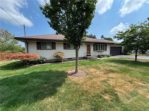 222 State Route 88 S, Newark, NY 14513