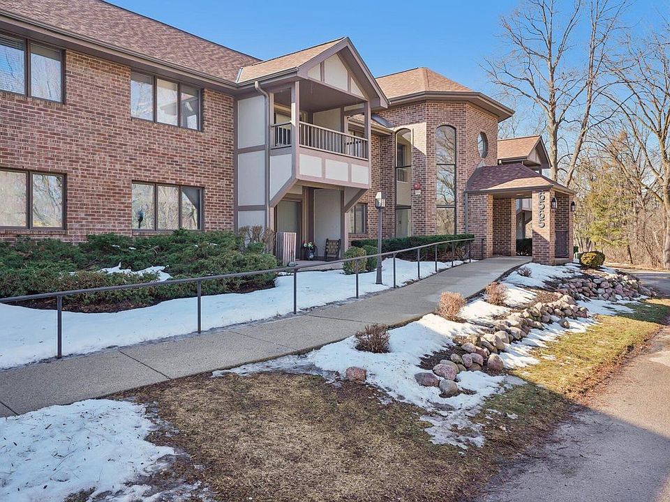 1st image of 6565 N Green Bay AVENUE #211