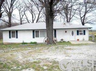 719 W 60th St, Carthage, MO 64836