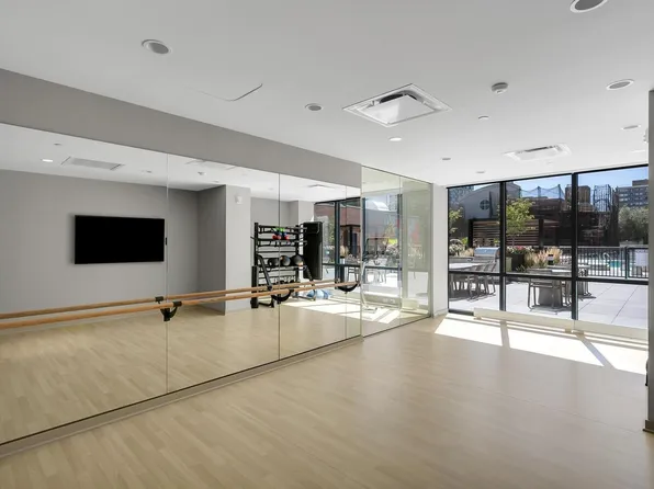 155 Bay Street image 36 of 44