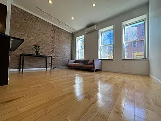 Rented by Ledvech Group