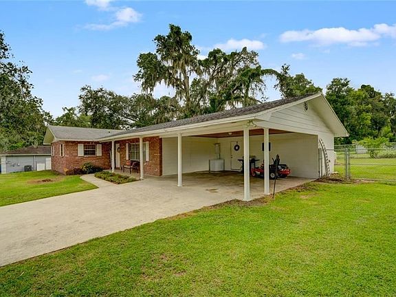 5th image of 4805 Lynn Oaks Cir