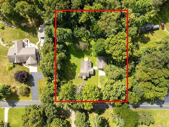 2nd image of 2465 W F Ave