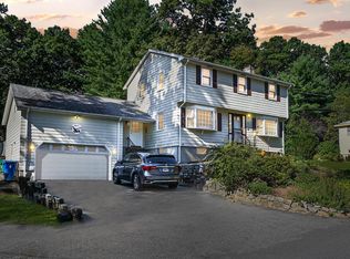 15 Hart St, Burlington, MA 01803